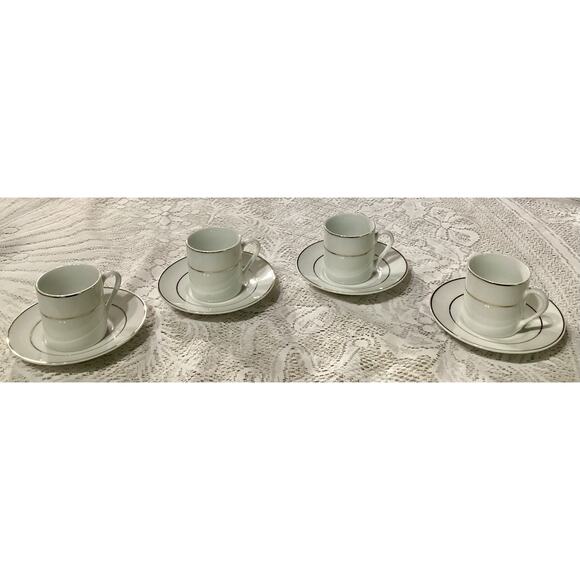 Set Of 4 I. Godinger And Co. White With Gold Trim Demitasse Cups And Saucers - Picture 1 of 9